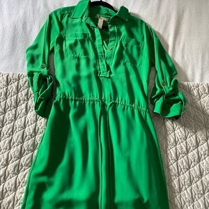Super comfortable spring/ summer green dress
